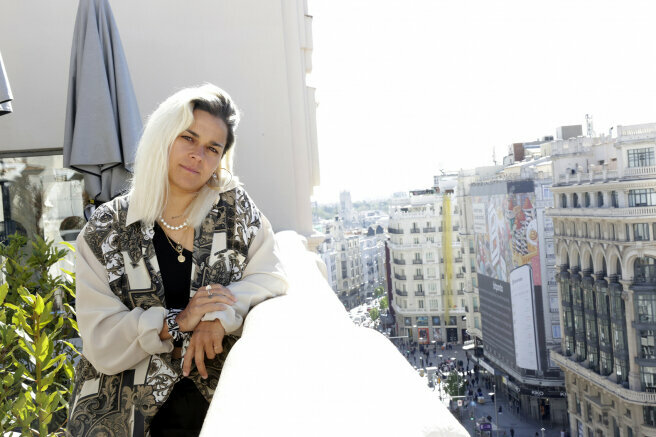 La cantautora yoly saa