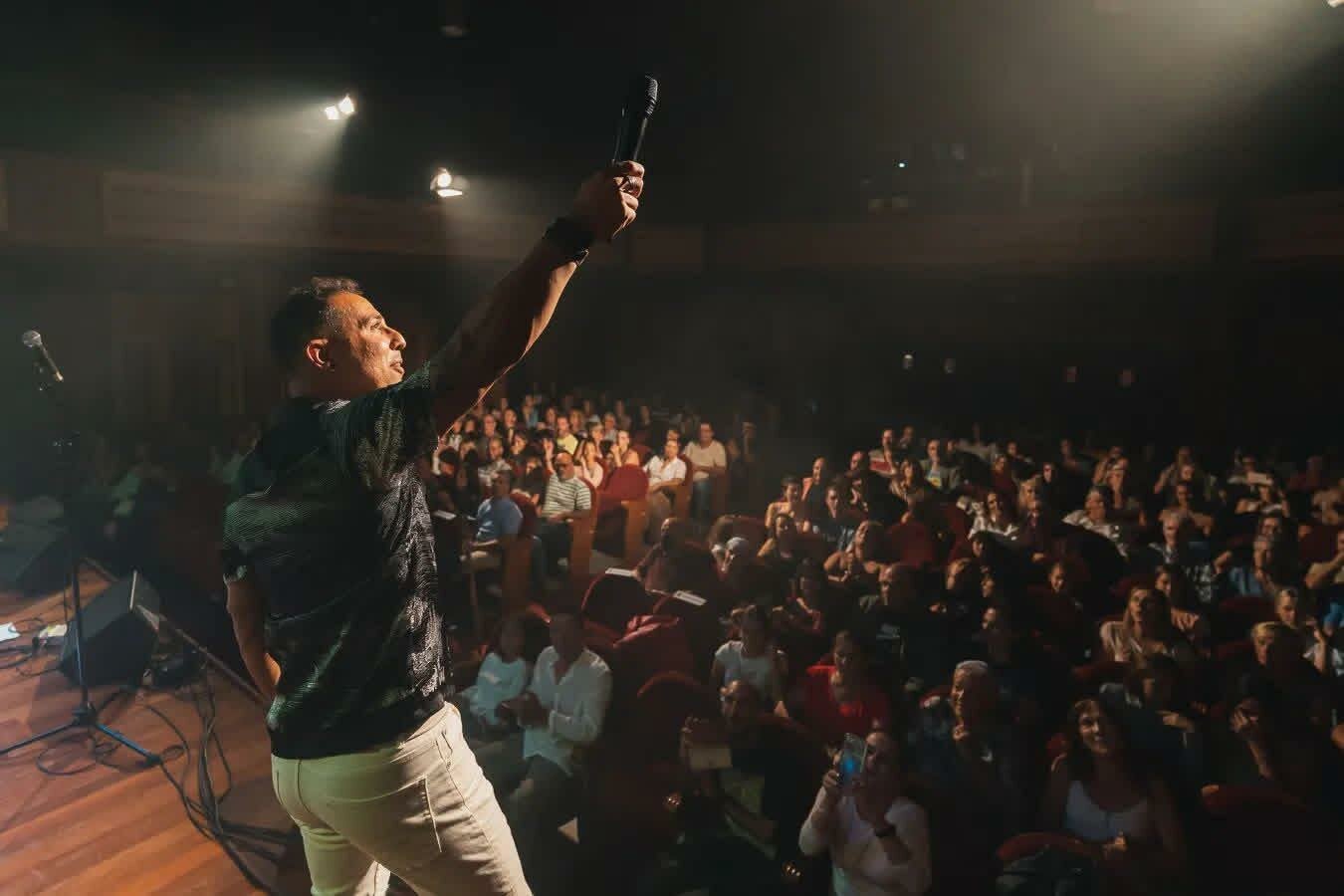 Concierto de Miguel Rojas, en el Cine Viejo de Candelaria