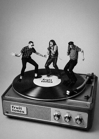 FRUIT TONES (UK) en SALA CREEDENCE - Zaragoza